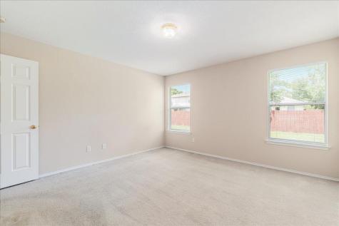 103 Wren Cove Hutto TX 78634