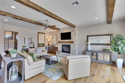 2217 Seabiscuit Cove Spicewood TX 78669