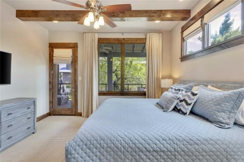2217 Seabiscuit Cove Spicewood TX 78669