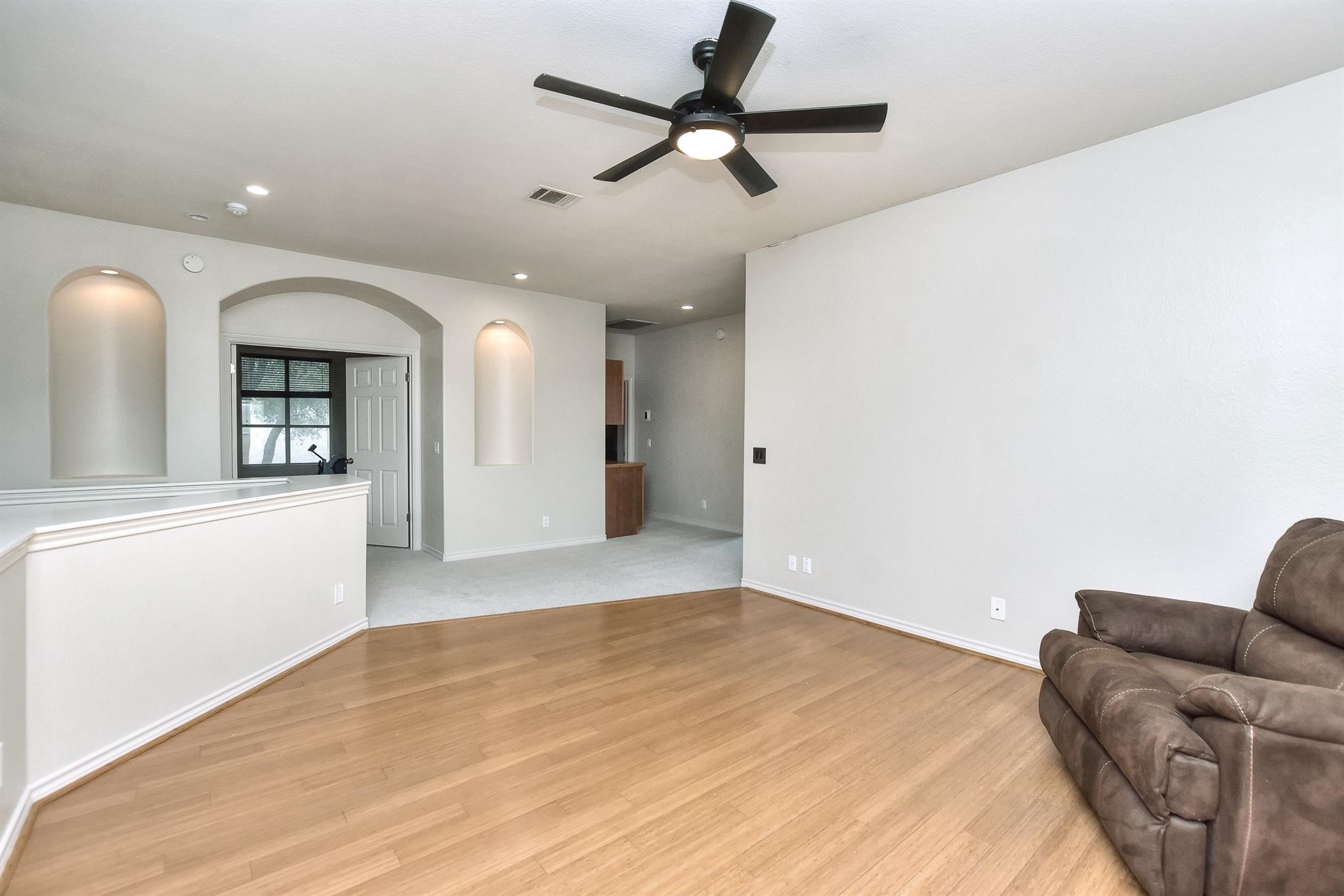 9807 Nepal Cove Austin TX 78717