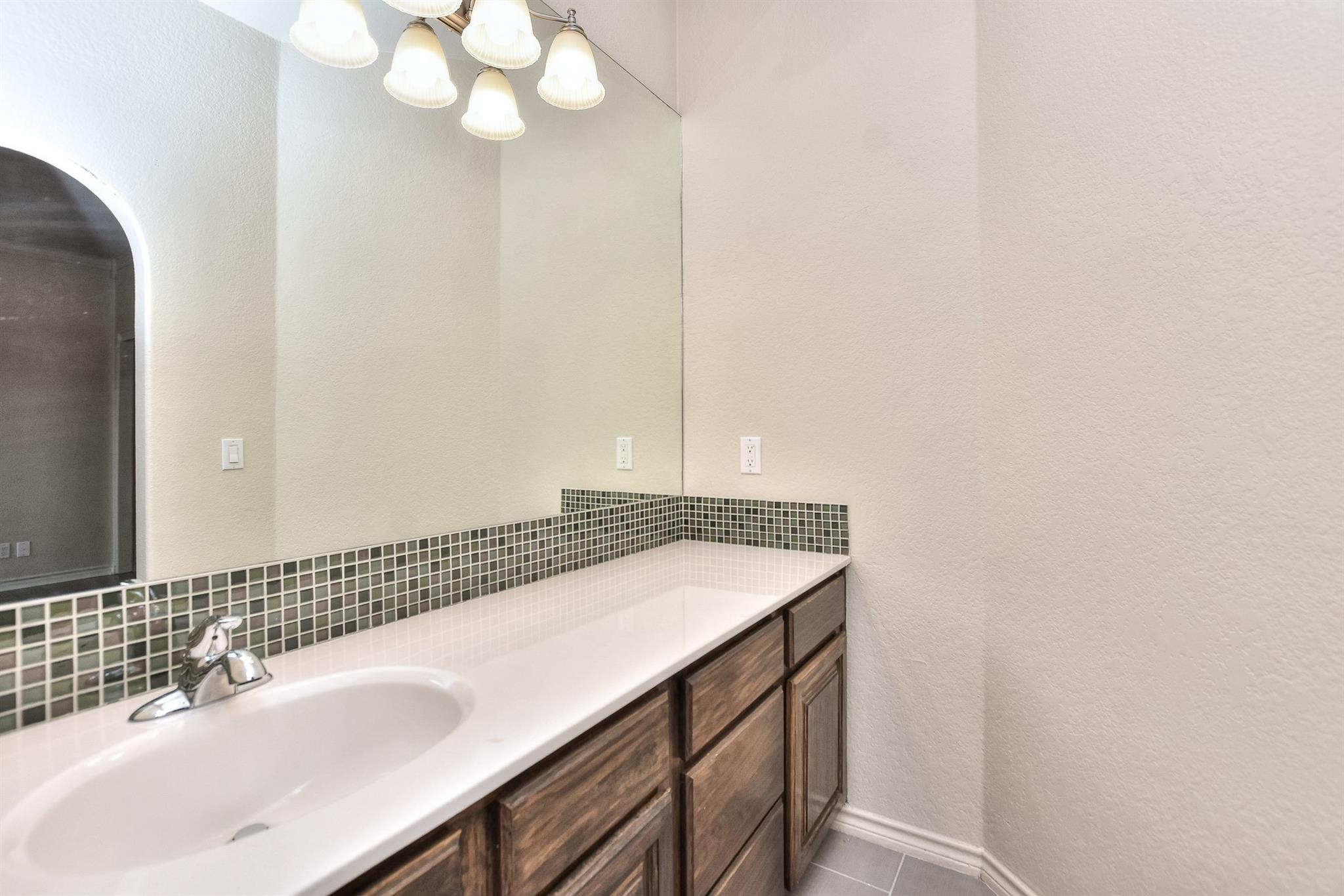 9807 Nepal Cove Austin TX 78717
