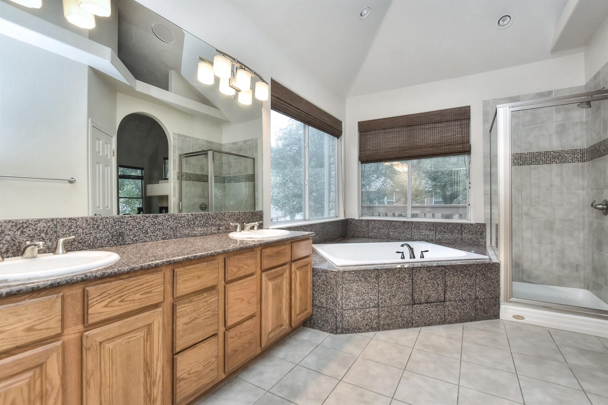 9807 Nepal Cove Austin TX 78717