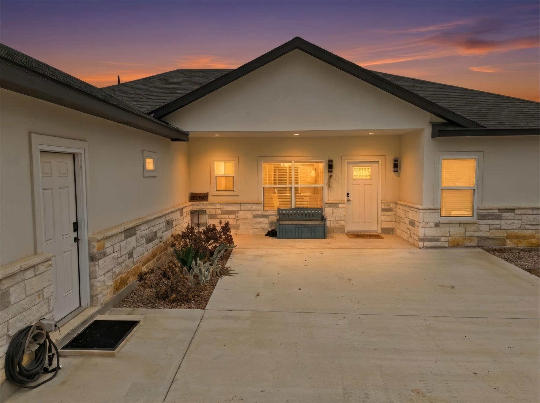1515 Valley High Lane Granite Shoals TX 78654