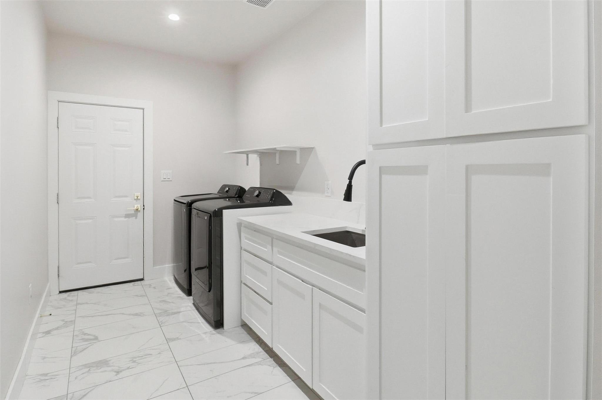 1515 Valley High Lane Granite Shoals TX 78654