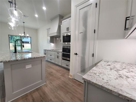 813 Golden Eagle Cove Salado TX 76571
