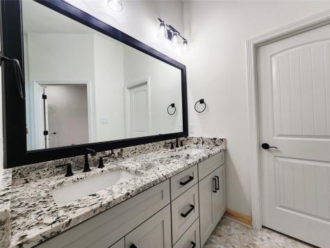 813 Golden Eagle Cove Salado TX 76571