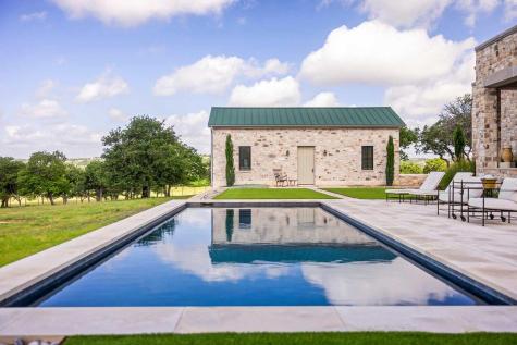 371 Achtzehn Road Fredericksburg TX 78624