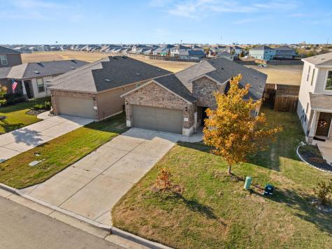 308 Bedford Falls Lane Jarrell TX 76537