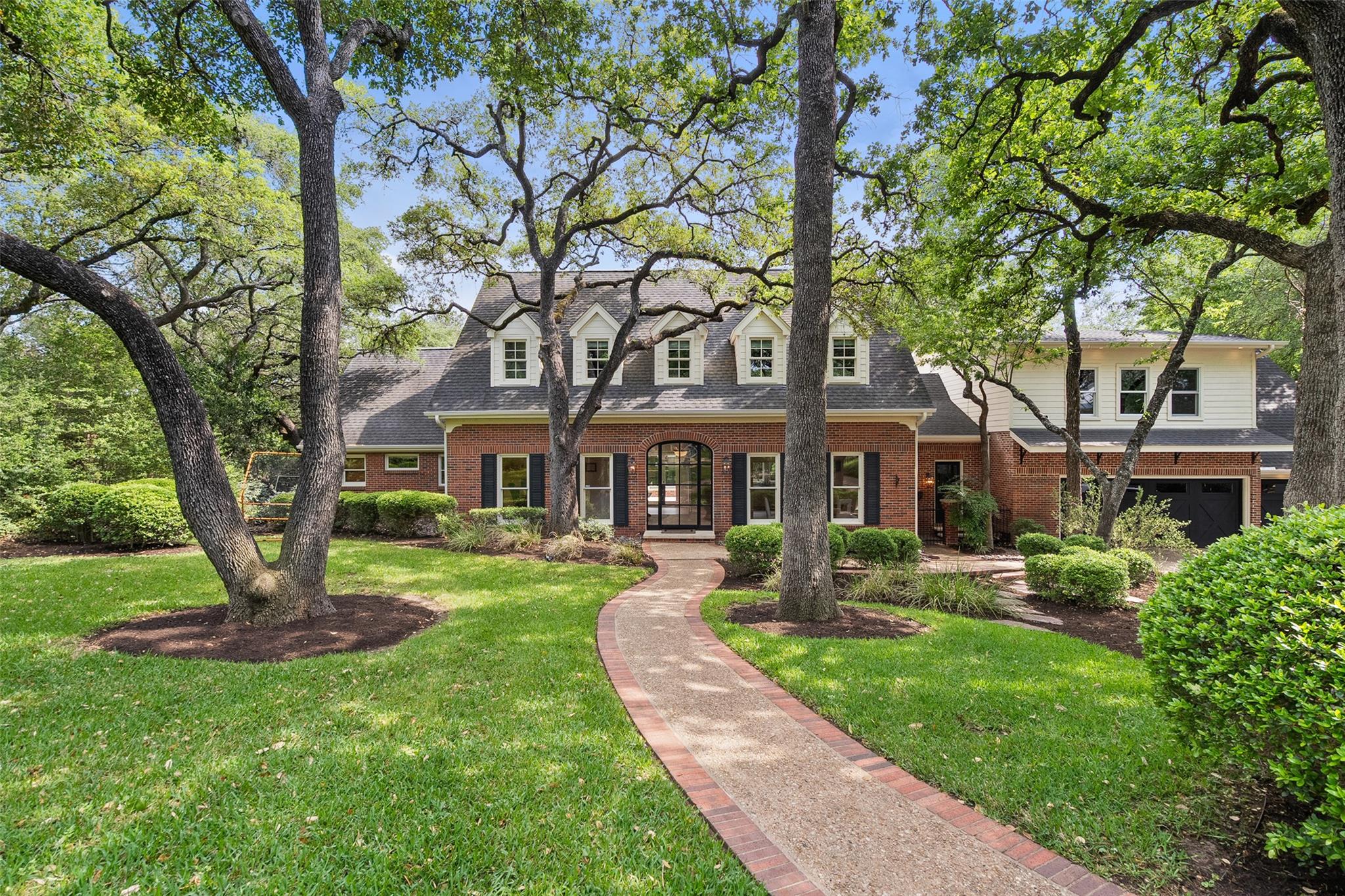 2601 Buckminster Court Austin TX 78746