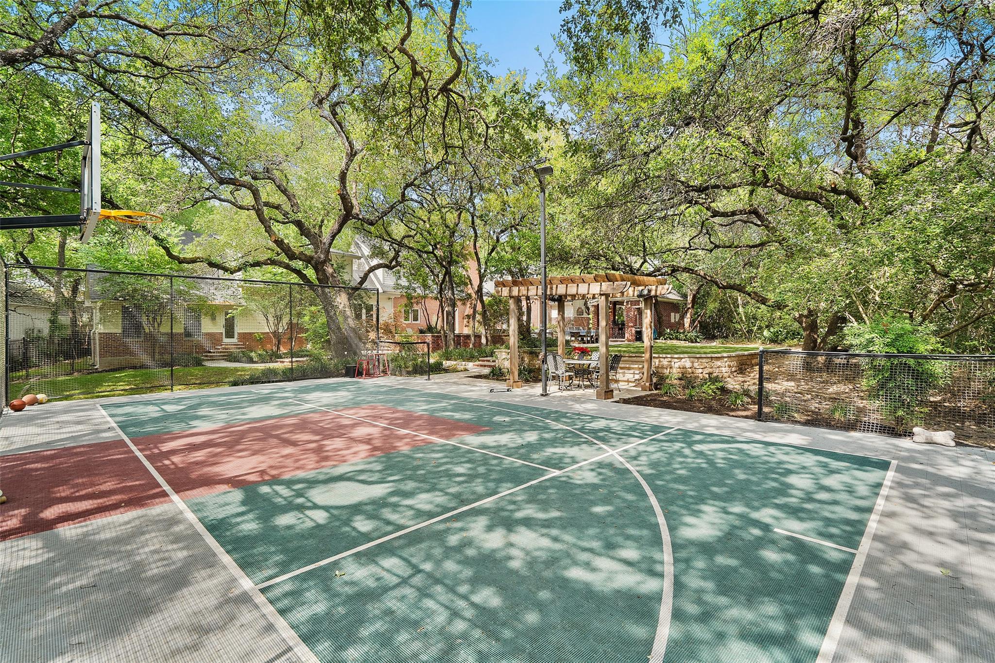 2601 Buckminster Court Austin TX 78746