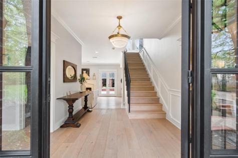2601 Buckminster Court Austin TX 78746