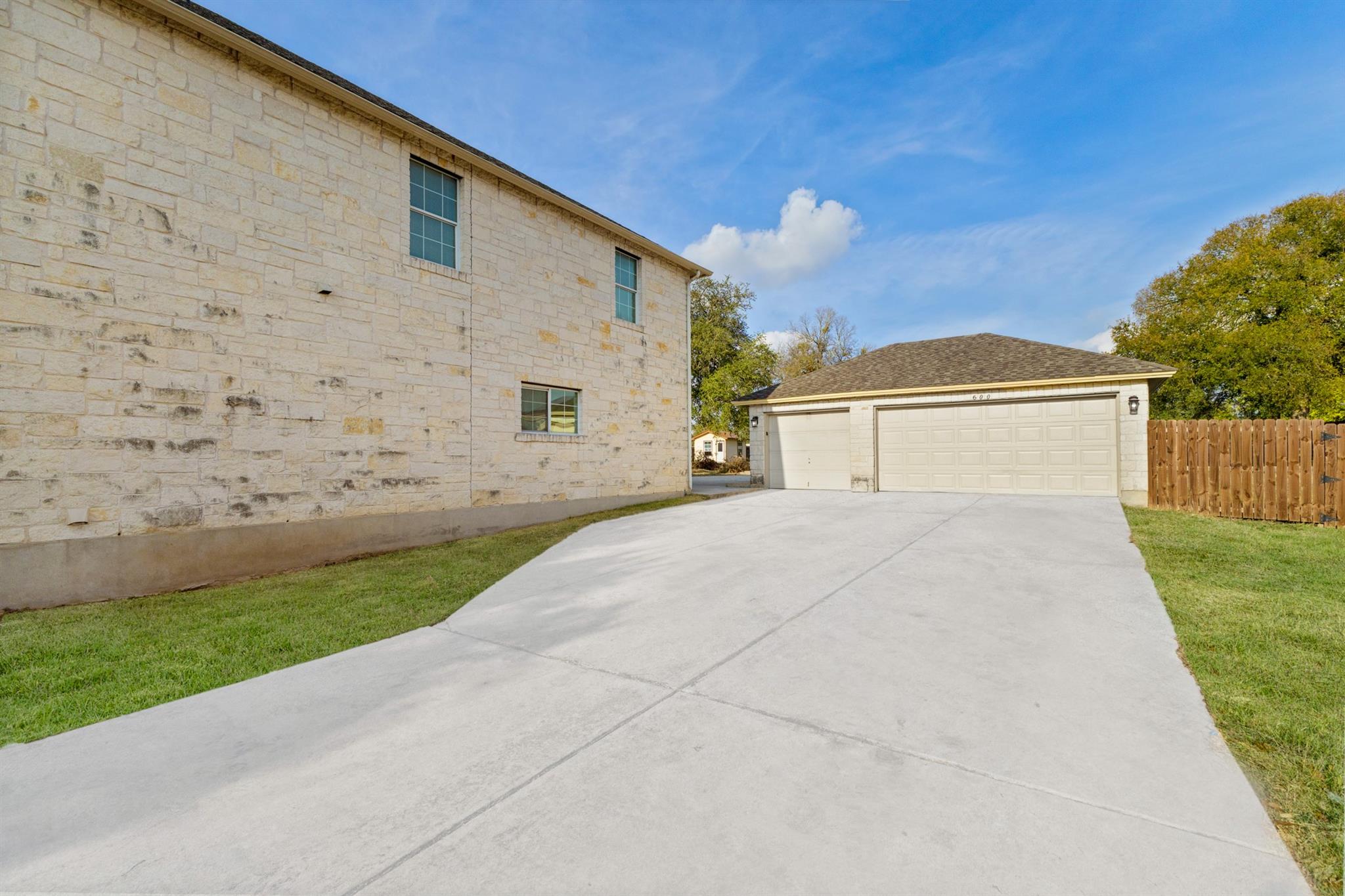 600 Bella Vista Circle Kyle TX 78640