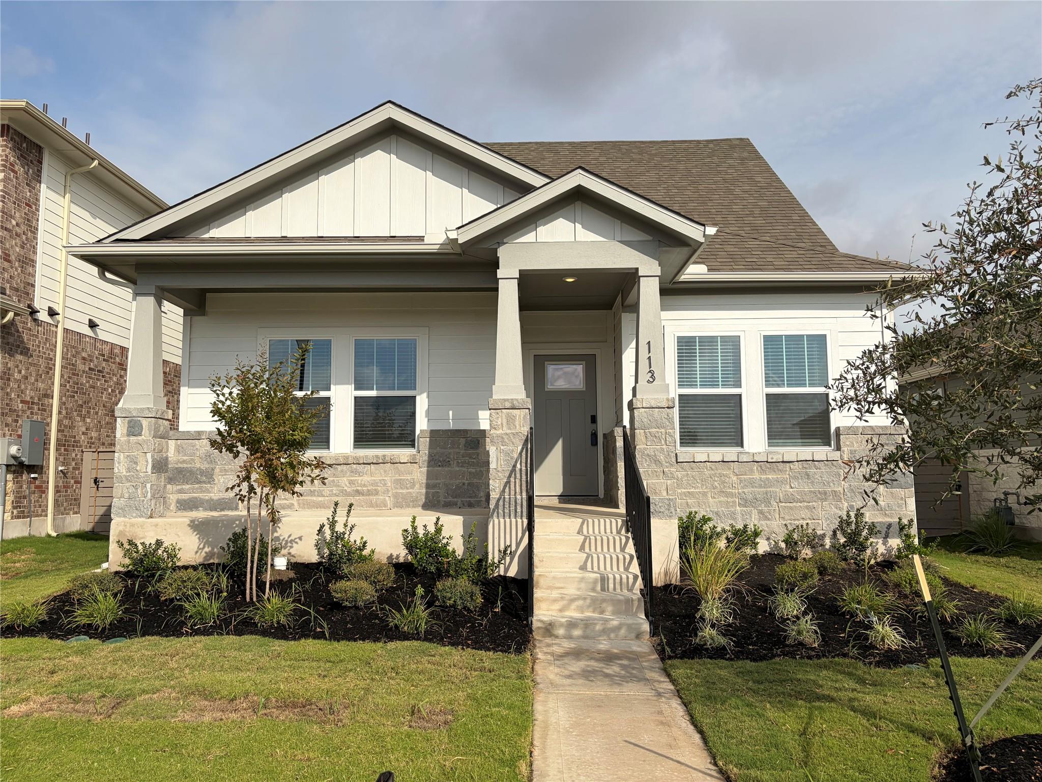 113 Rock Daisy Trail Hutto TX 78634