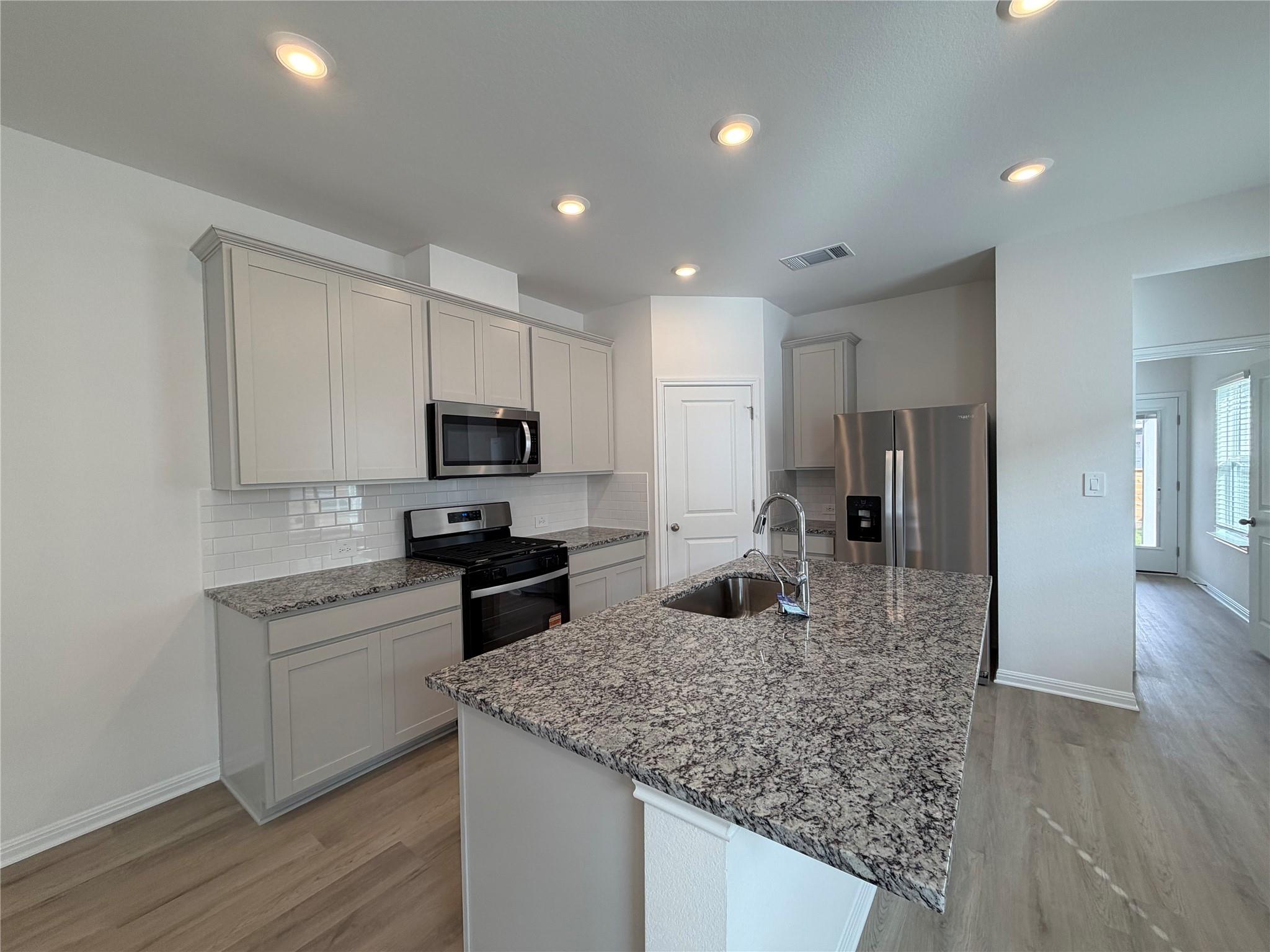 113 Rock Daisy Trail Hutto TX 78634