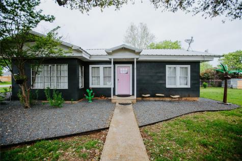 604 W Pecan Street Johnson City TX 78636