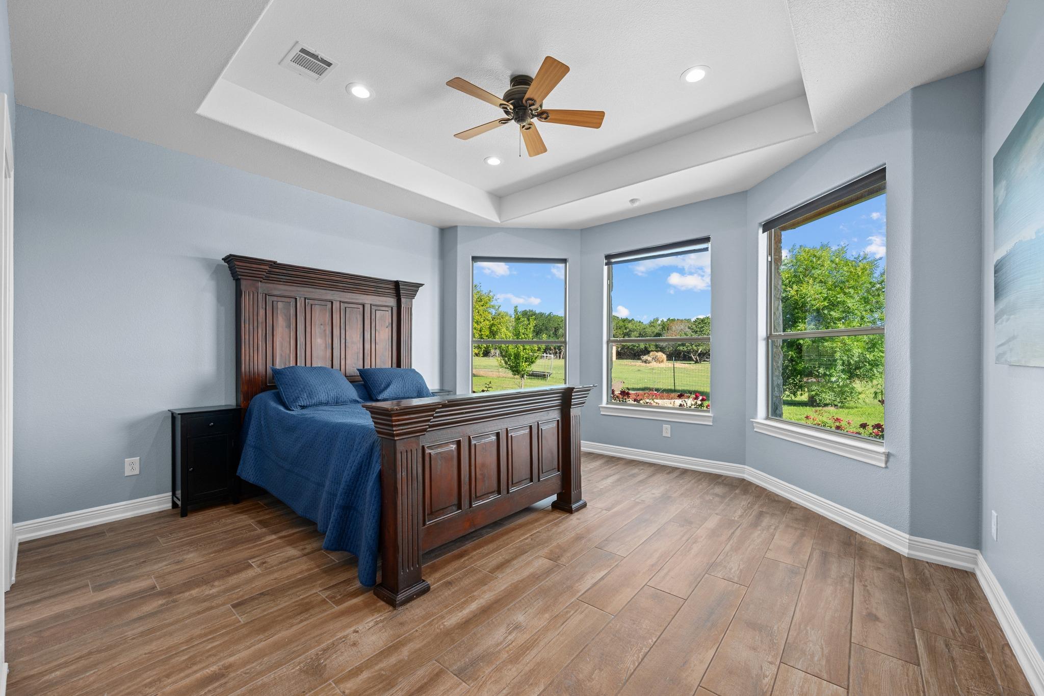 140 N Encino Crossing Liberty Hill TX 78642