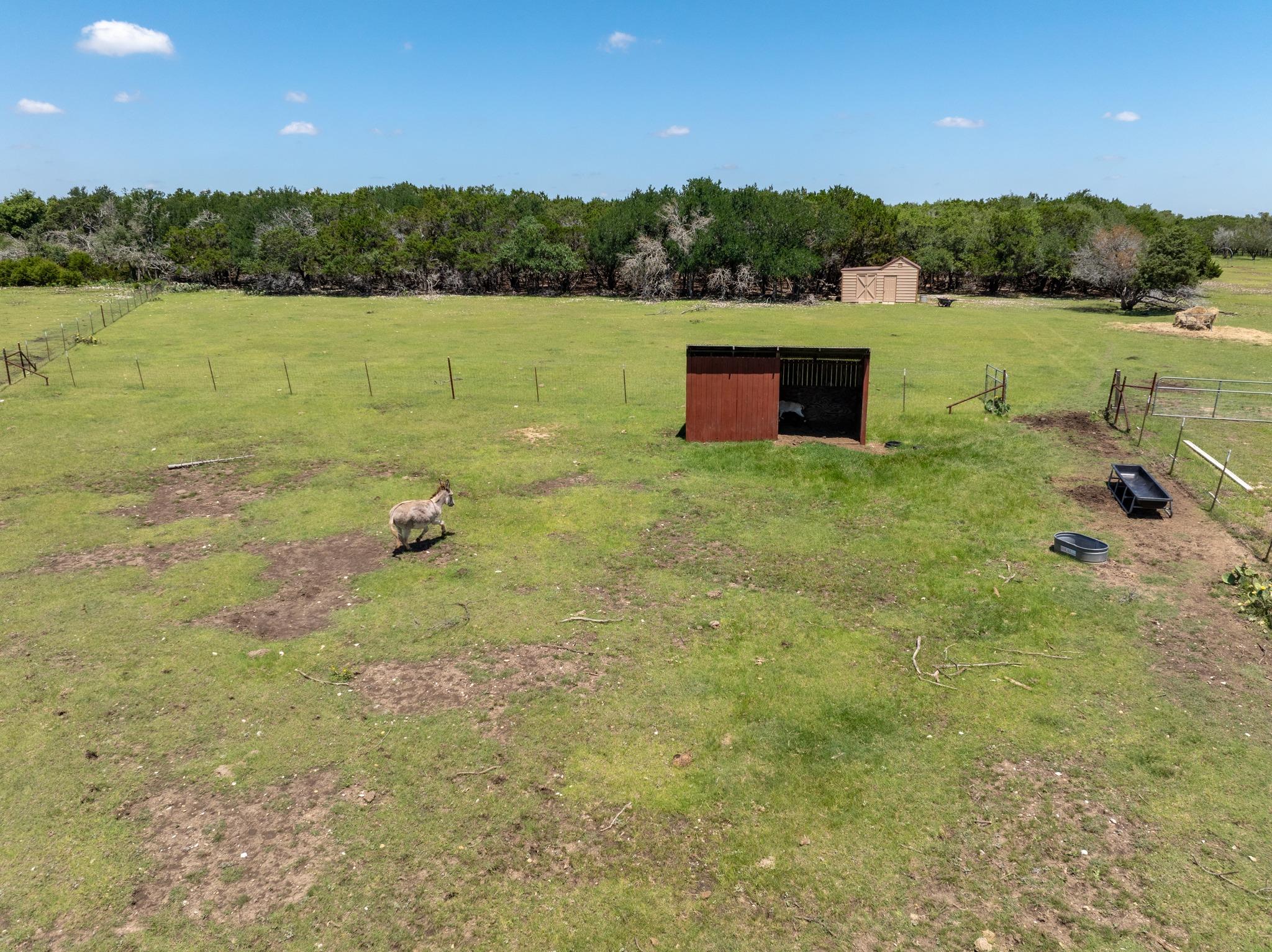 140 N Encino Crossing Liberty Hill TX 78642