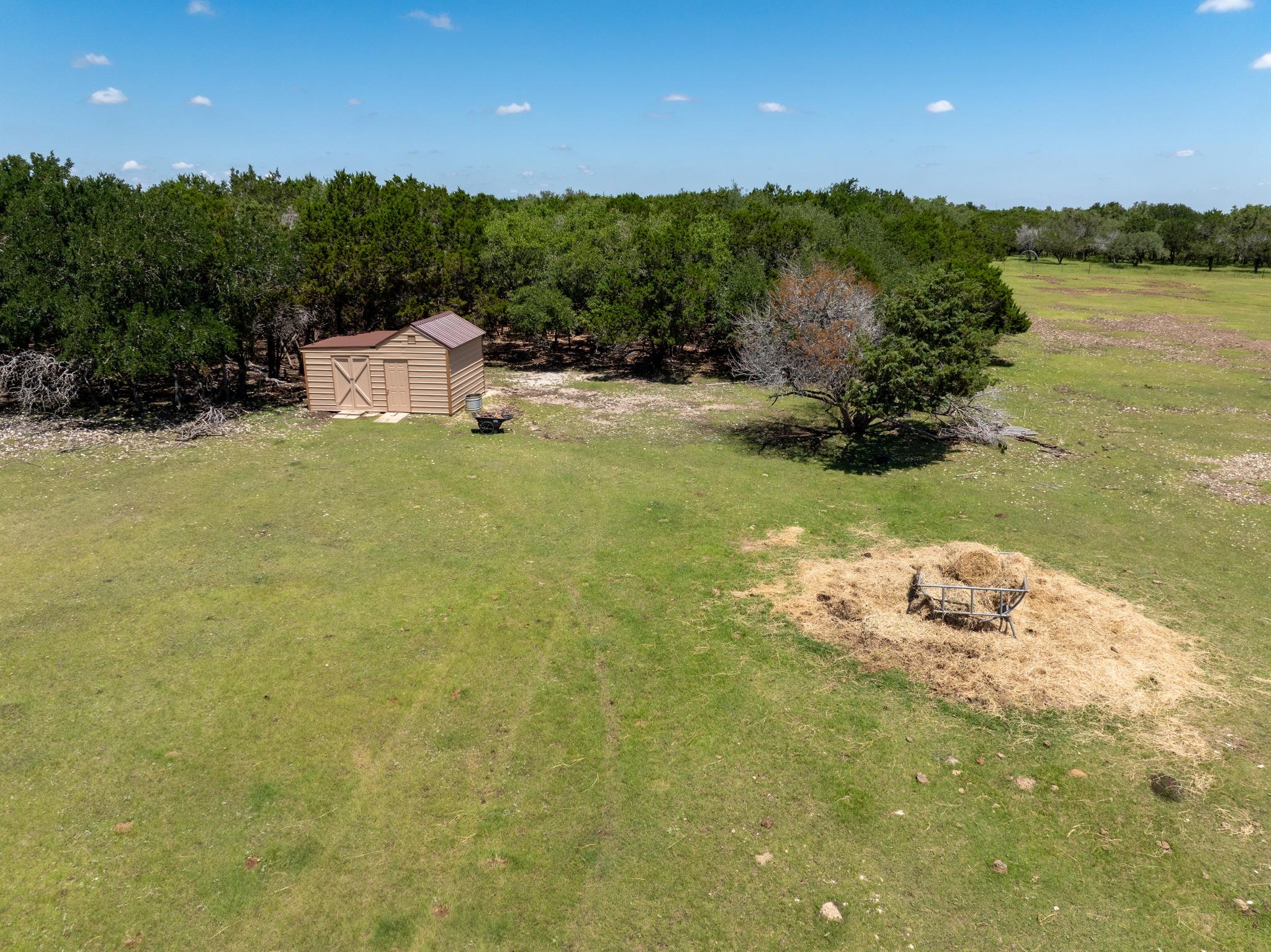 140 N Encino Crossing Liberty Hill TX 78642