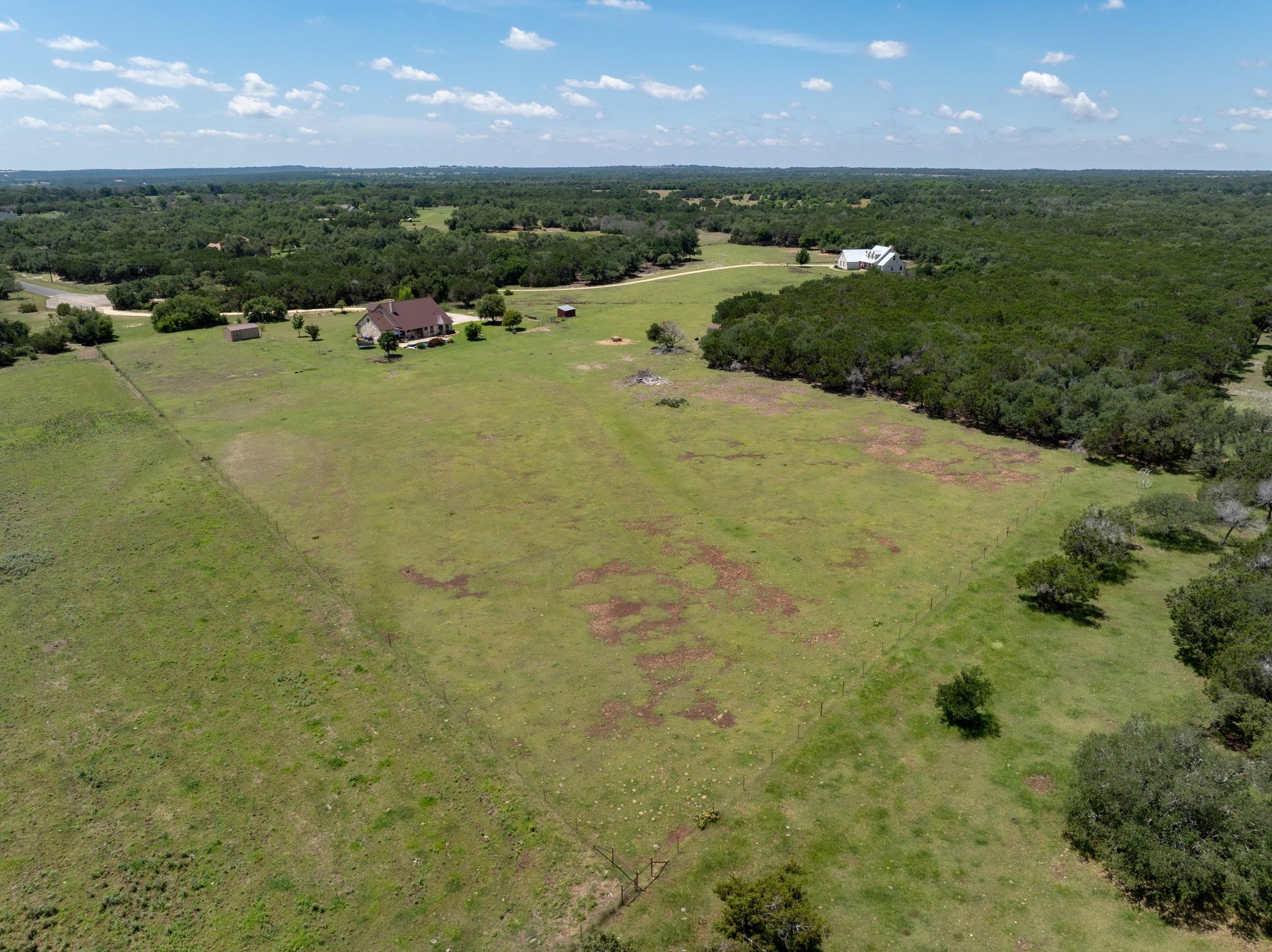 140 N Encino Crossing Liberty Hill TX 78642