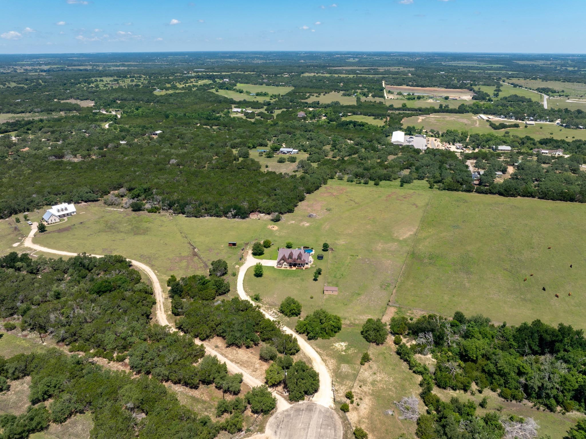 140 N Encino Crossing Liberty Hill TX 78642