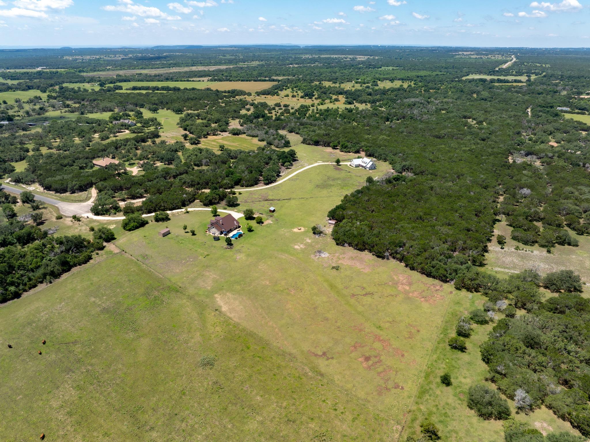 140 N Encino Crossing Liberty Hill TX 78642