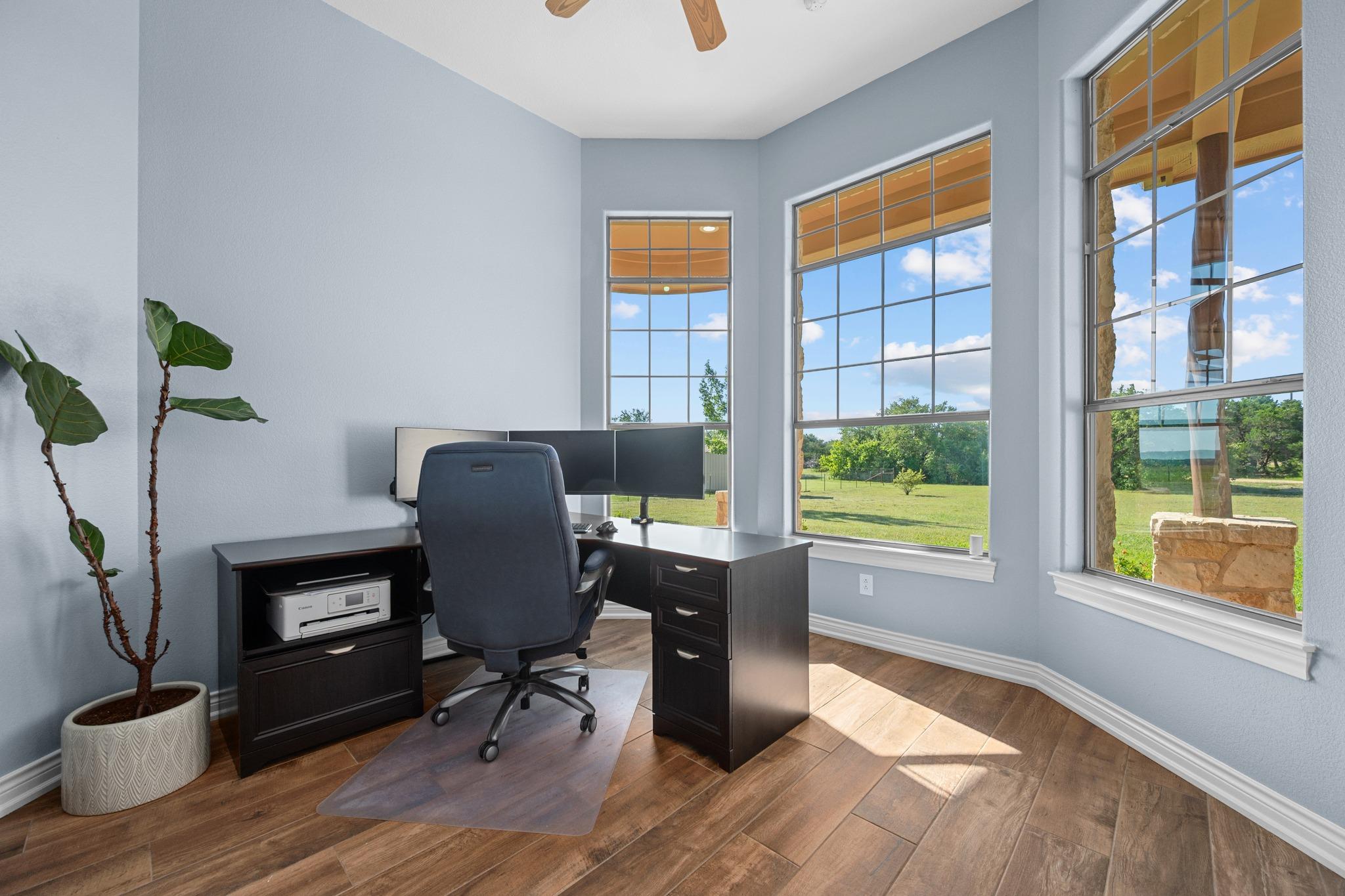 140 N Encino Crossing Liberty Hill TX 78642