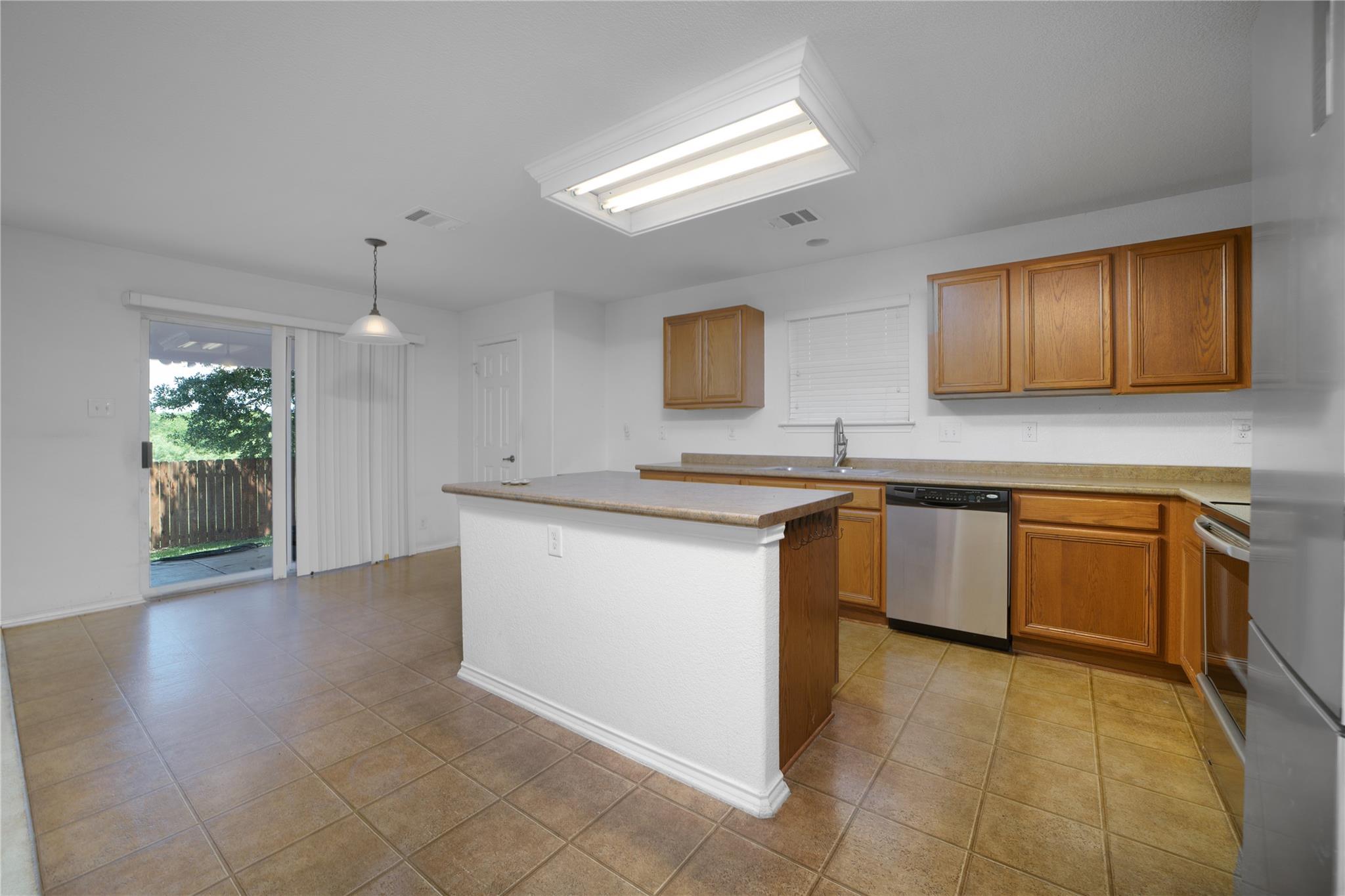 180 Beech Drive Kyle TX 78640