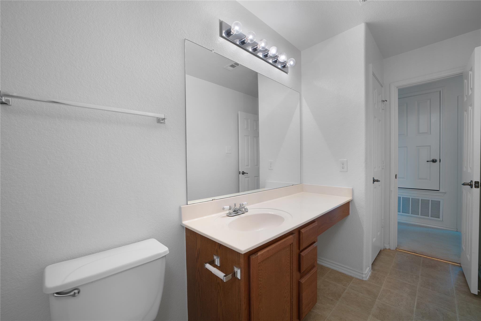 180 Beech Drive Kyle TX 78640