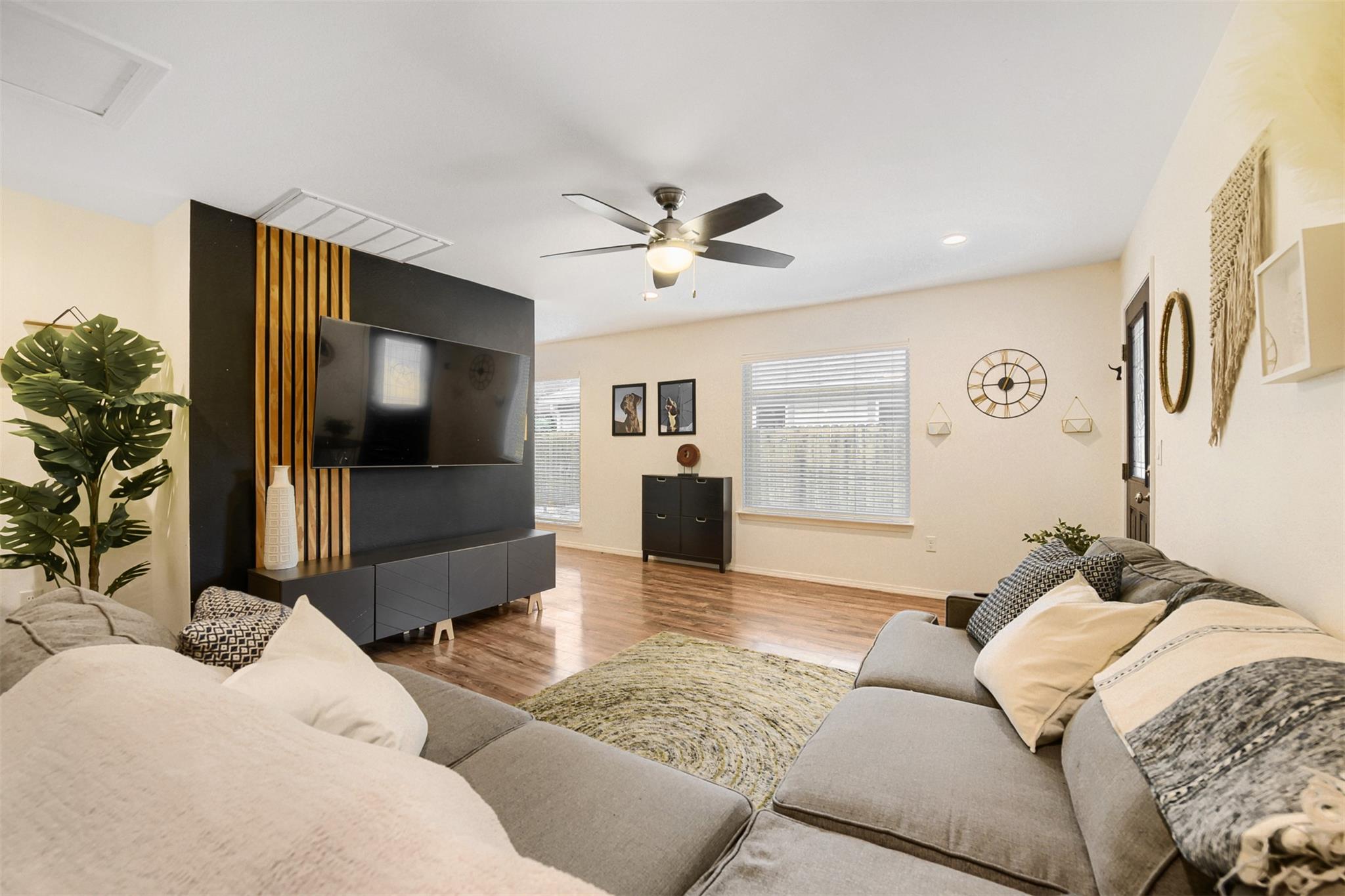 6105 Palm Circle Austin TX 78741