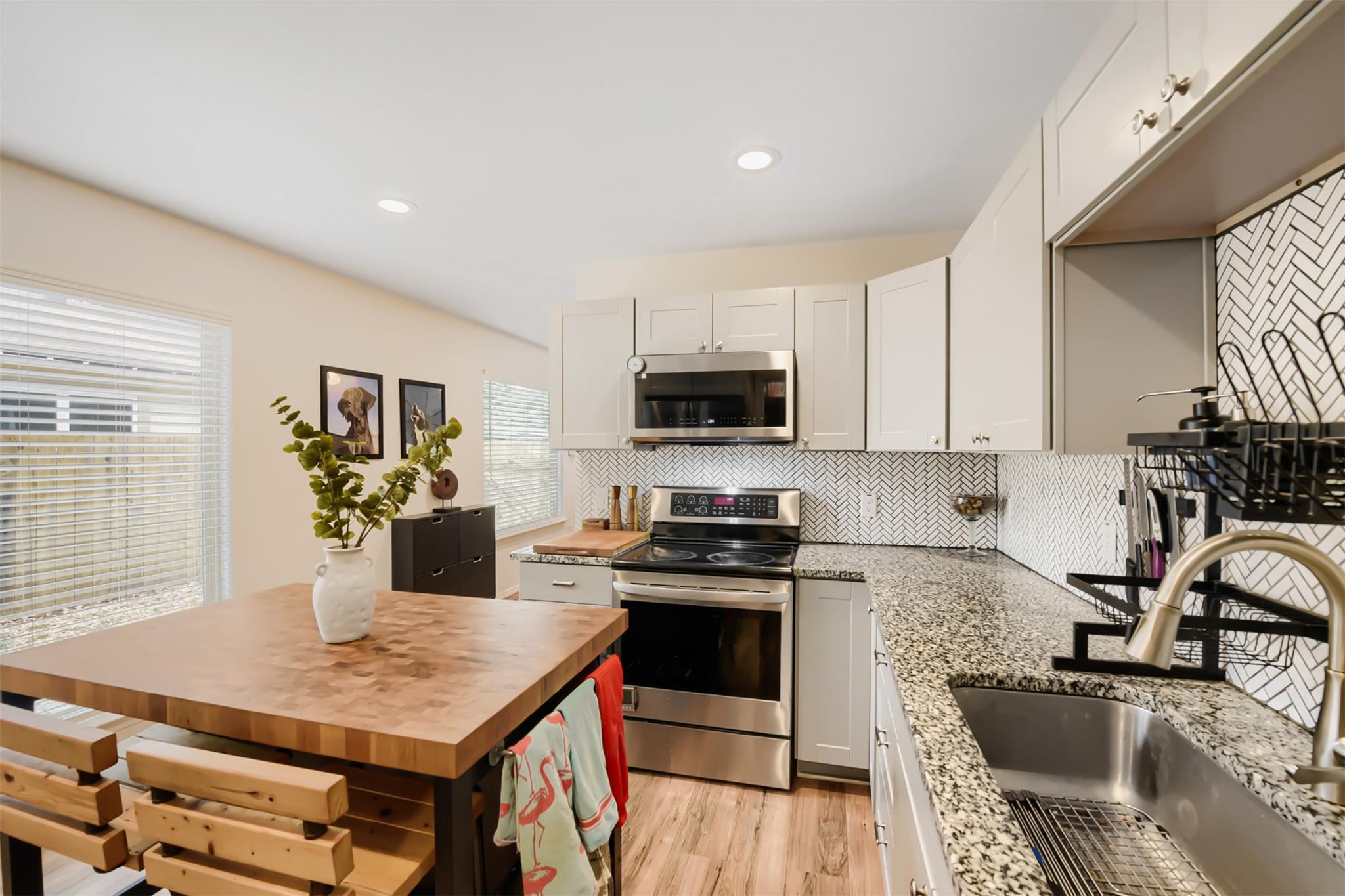 6105 Palm Circle Austin TX 78741