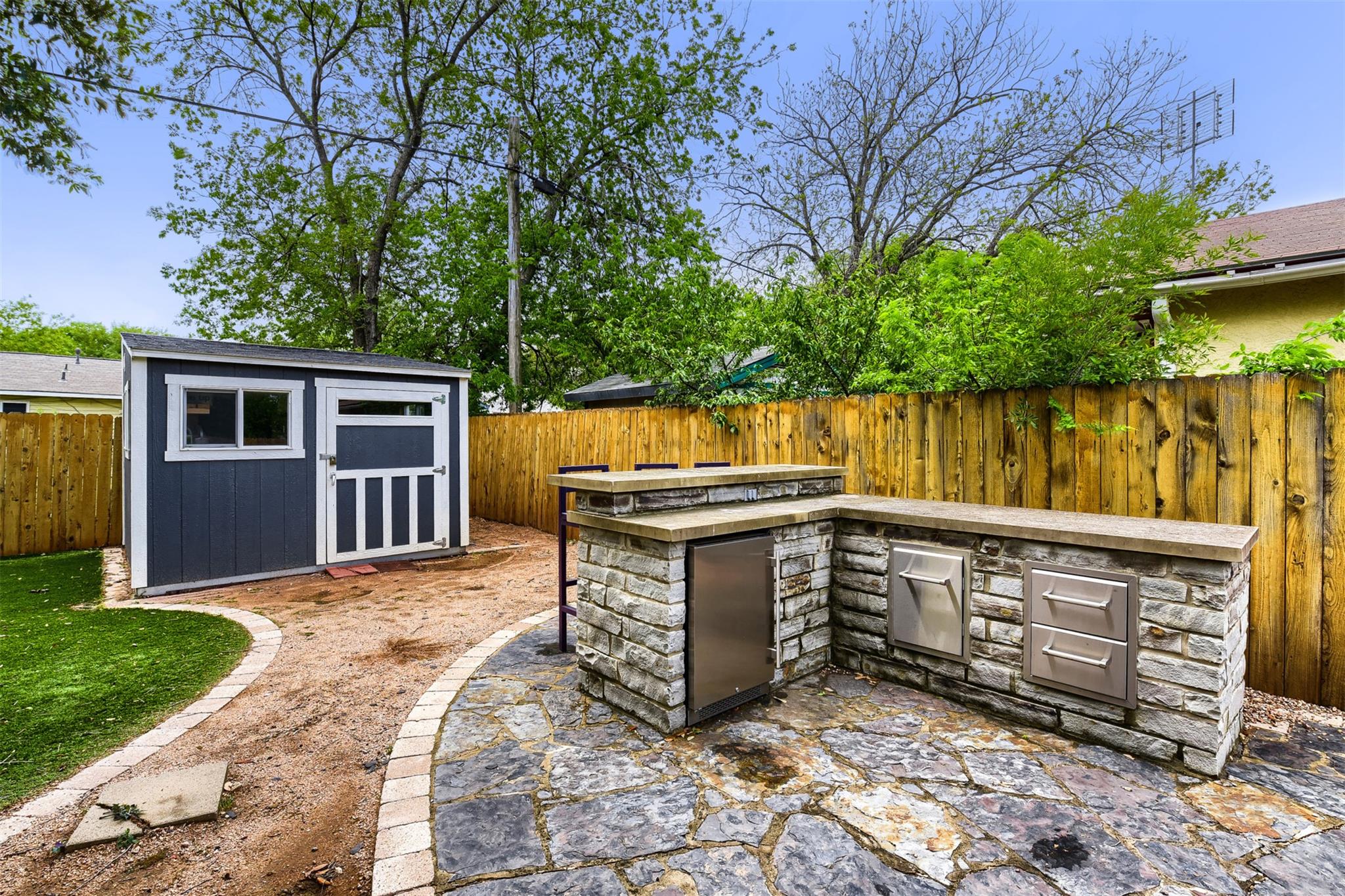 6105 Palm Circle Austin TX 78741