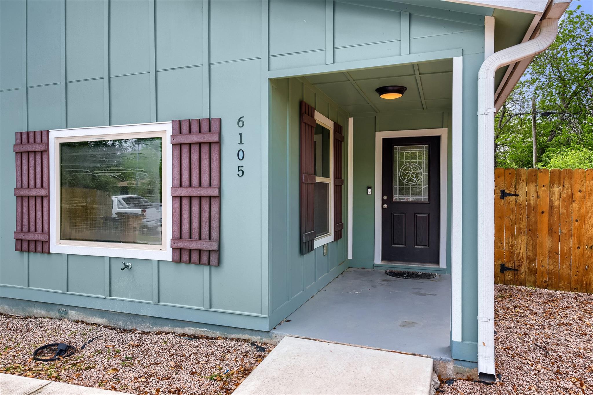 6105 Palm Circle Austin TX 78741