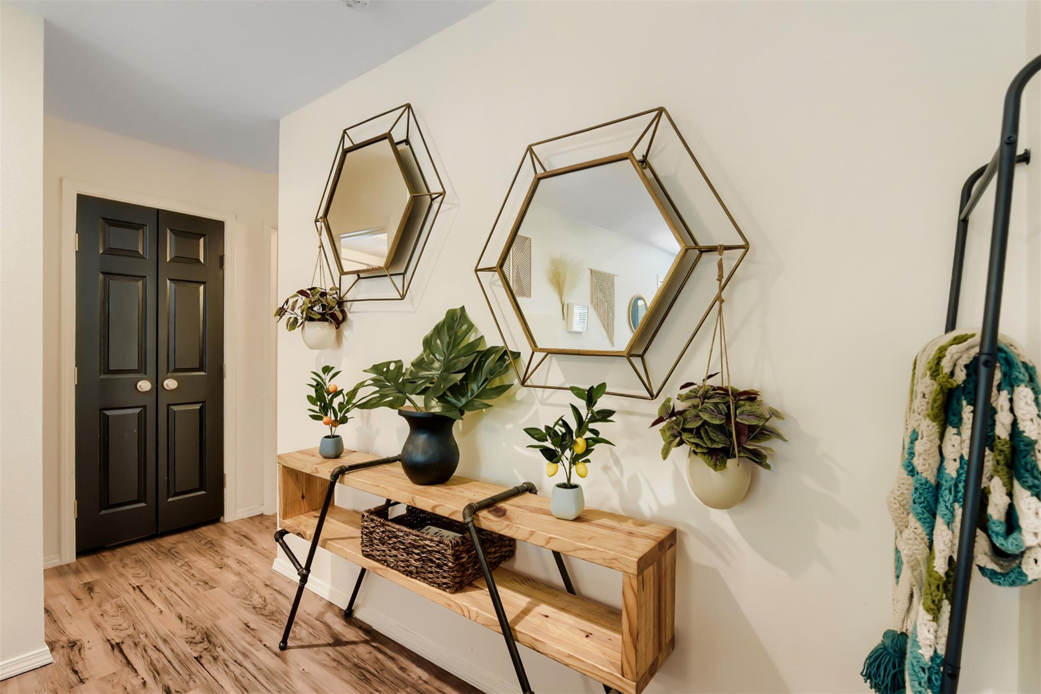 6105 Palm Circle Austin TX 78741