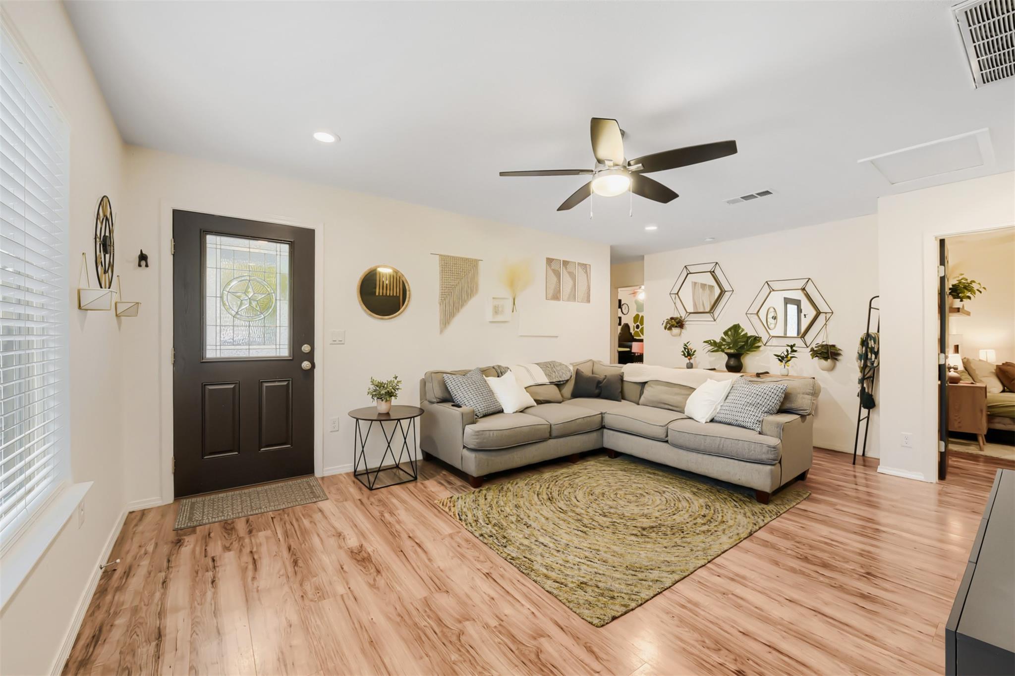6105 Palm Circle Austin TX 78741