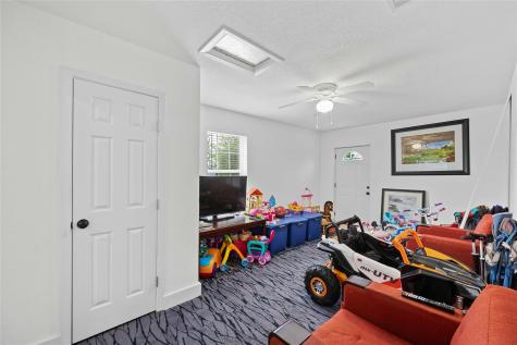 502 Metcalfe Street Rockdale TX 76567