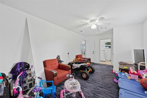 502 Metcalfe Street Rockdale TX 76567
