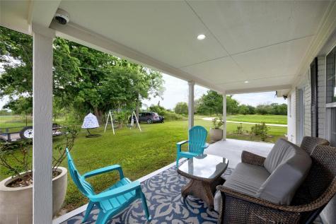 502 Metcalfe Street Rockdale TX 76567