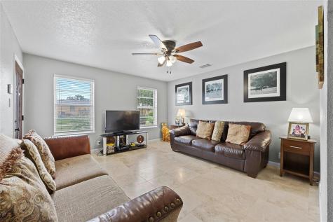502 Metcalfe Street Rockdale TX 76567