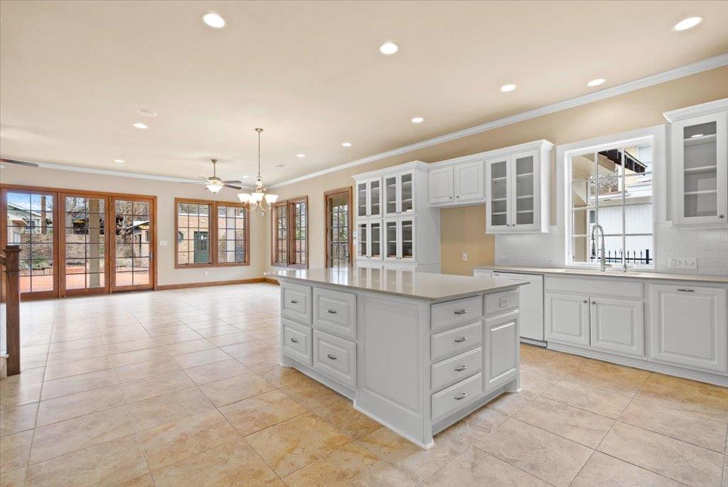 3006 Washington Square Austin TX 78705
