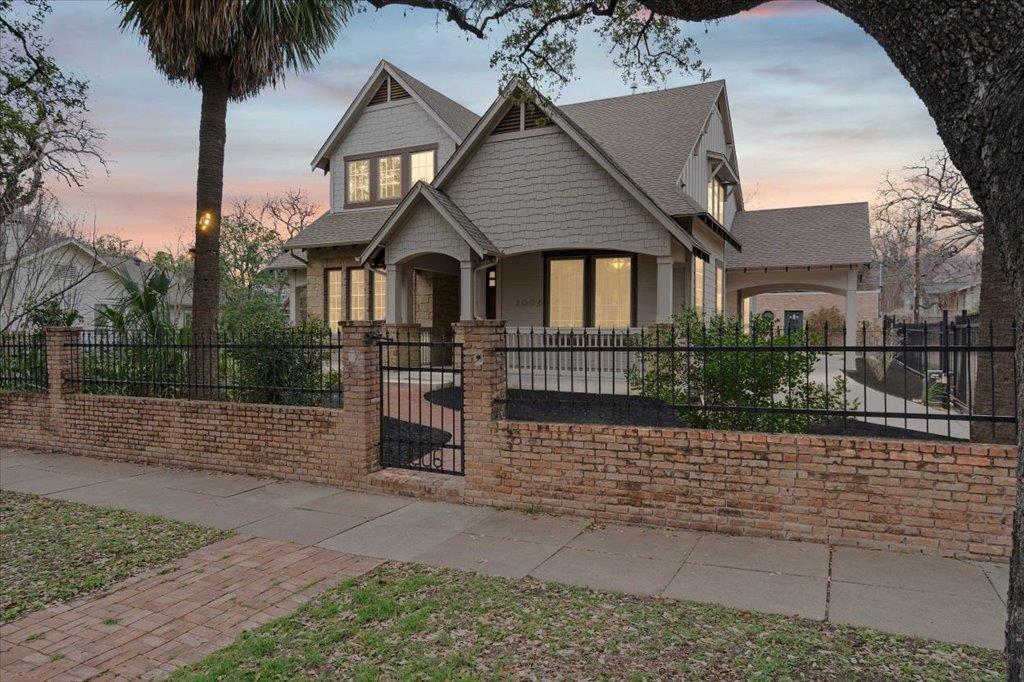 3006 Washington Square Austin TX 78705
