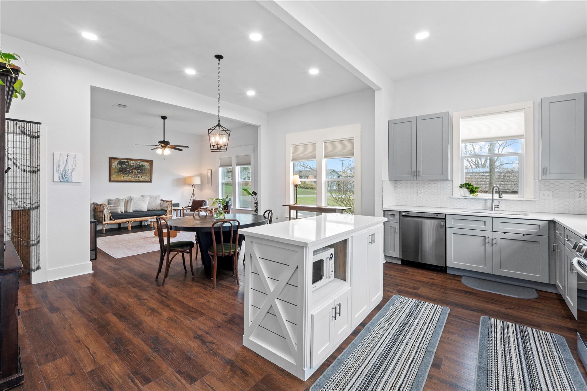 1120 Vance Street Taylor TX 76574