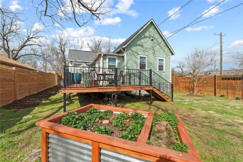 1120 Vance Street Taylor TX 76574