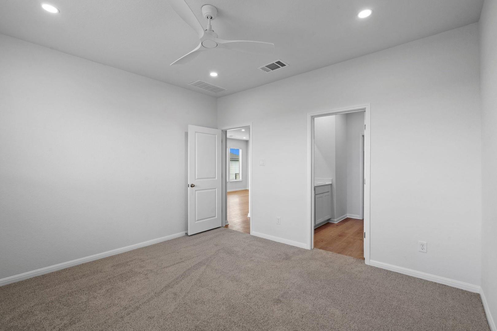 145 Hatari Trail Jarrell TX 76537
