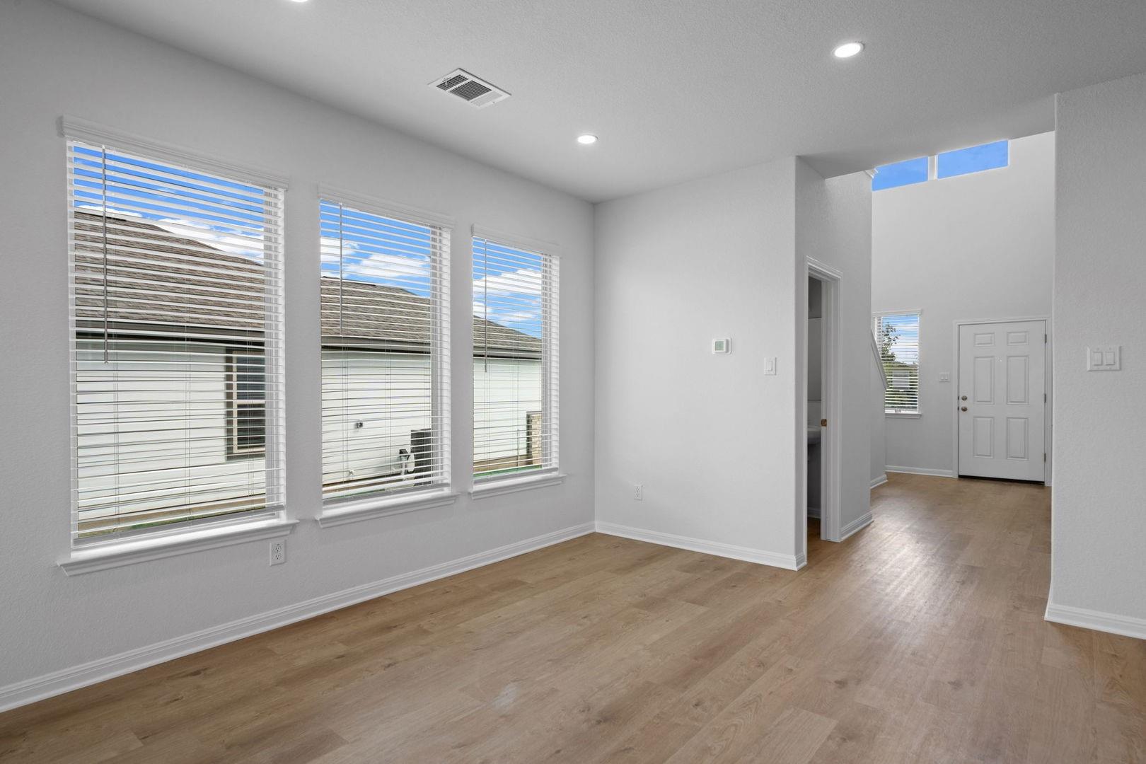 145 Hatari Trail Jarrell TX 76537