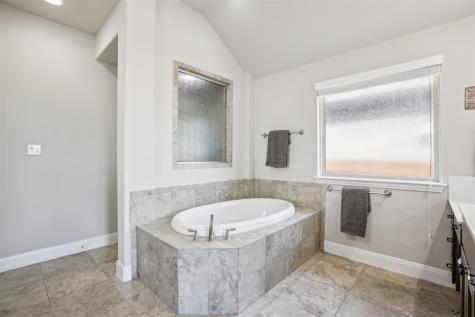 204 Miracle Rose Way Liberty Hill TX 78642
