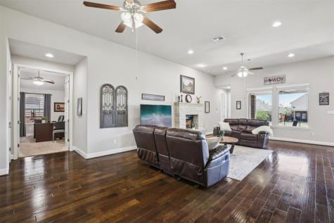 204 Miracle Rose Way Liberty Hill TX 78642