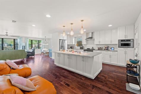 7501 Grover Avenue Austin TX 78757