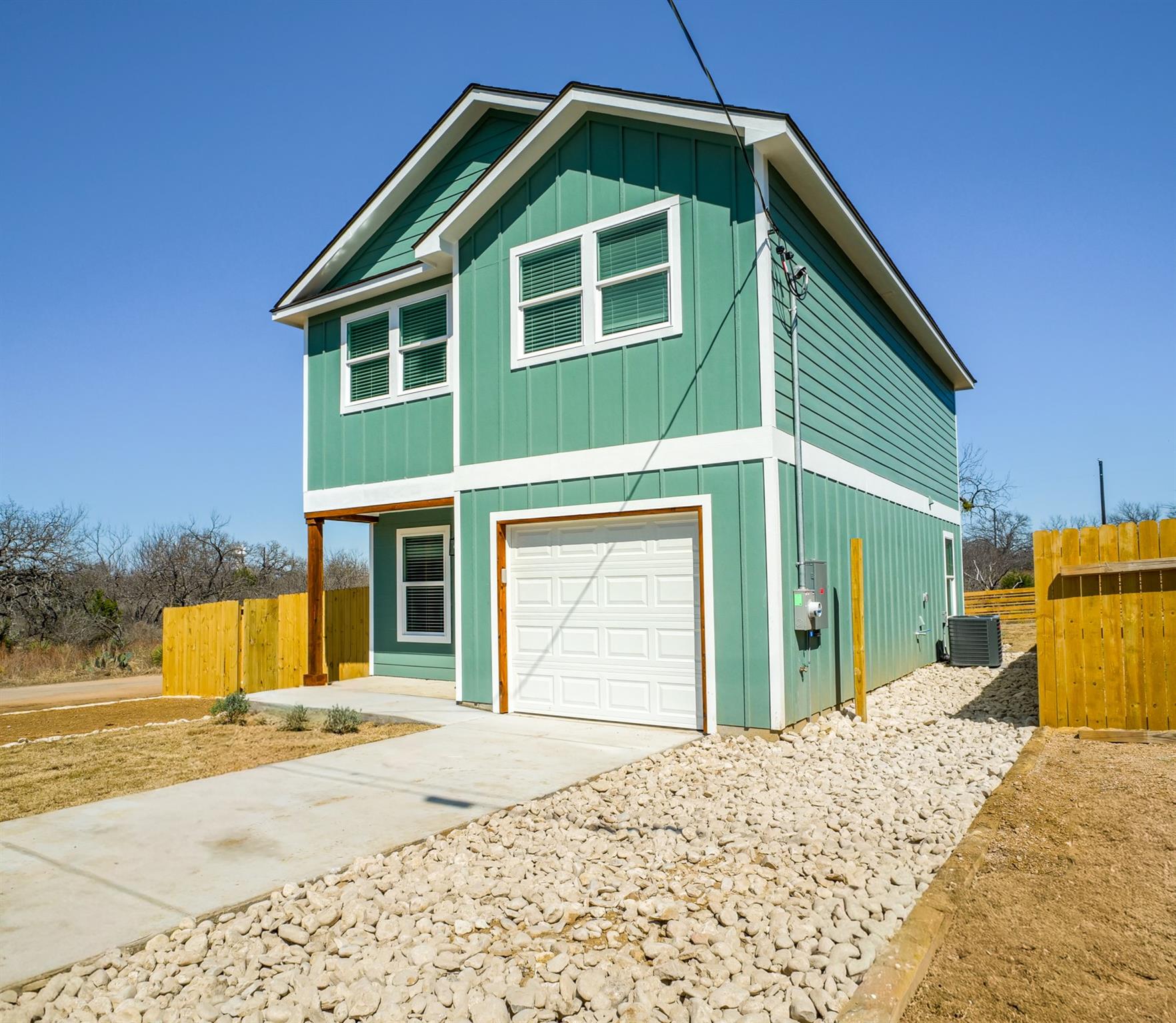 301 Cedarhill Drive Granite Shoals TX 78654