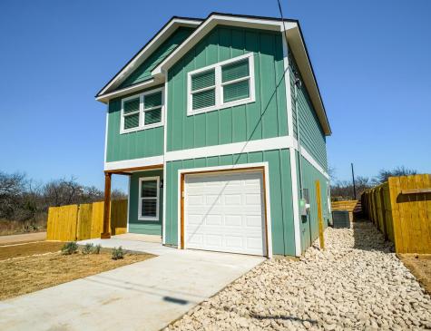 301 Cedarhill Drive Granite Shoals TX 78654