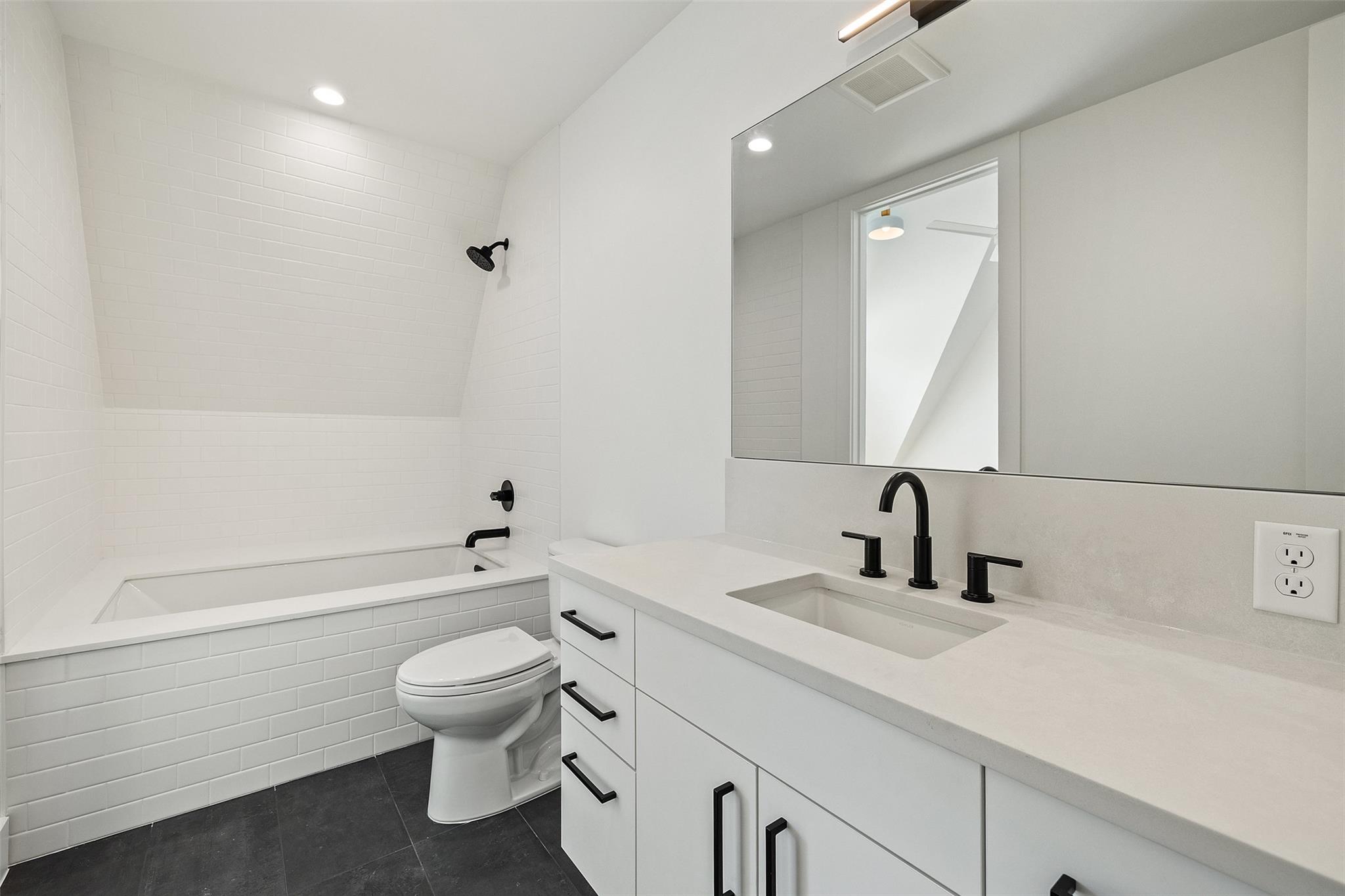 2001 Forest Trail Austin TX 78703